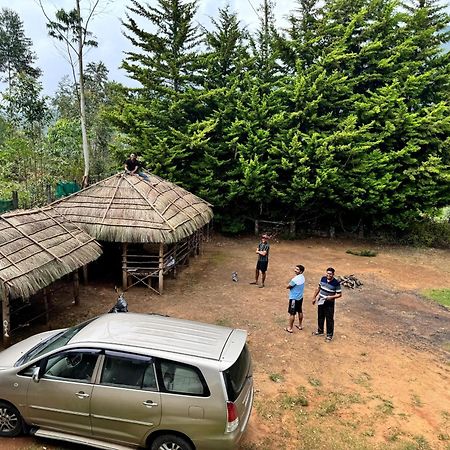 Farm Stay - Apple Valley Kanthalloor Bagian luar foto