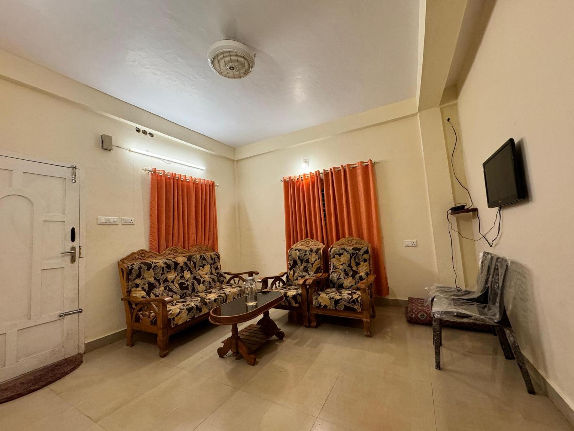 Farm Stay - Apple Valley Kanthalloor Bagian luar foto