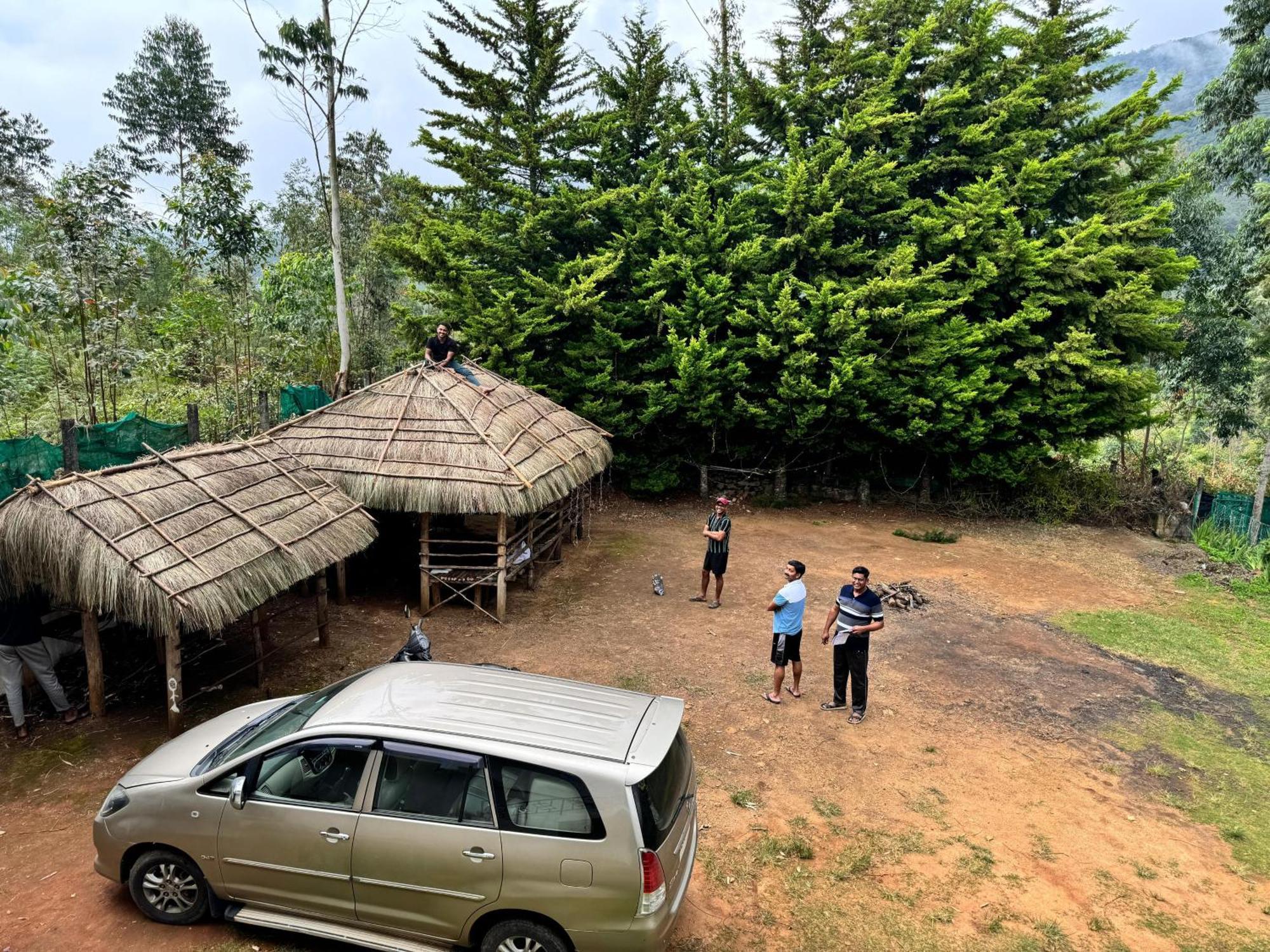 Farm Stay - Apple Valley Kanthalloor Bagian luar foto